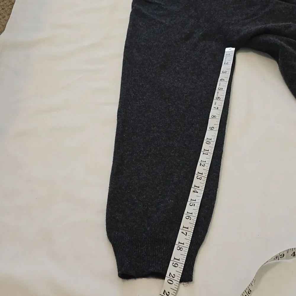 JOSEPH & LYMAN 100% CASHMERE MEN’S V-NECK SWEATER‎ SIZE XL